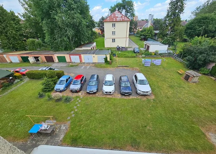 S Parkovanim Apartament *